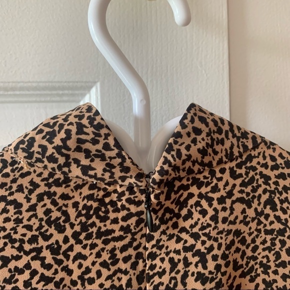 H by Halston Leopard Twisted Neck Dress - Picture 4 of 8
